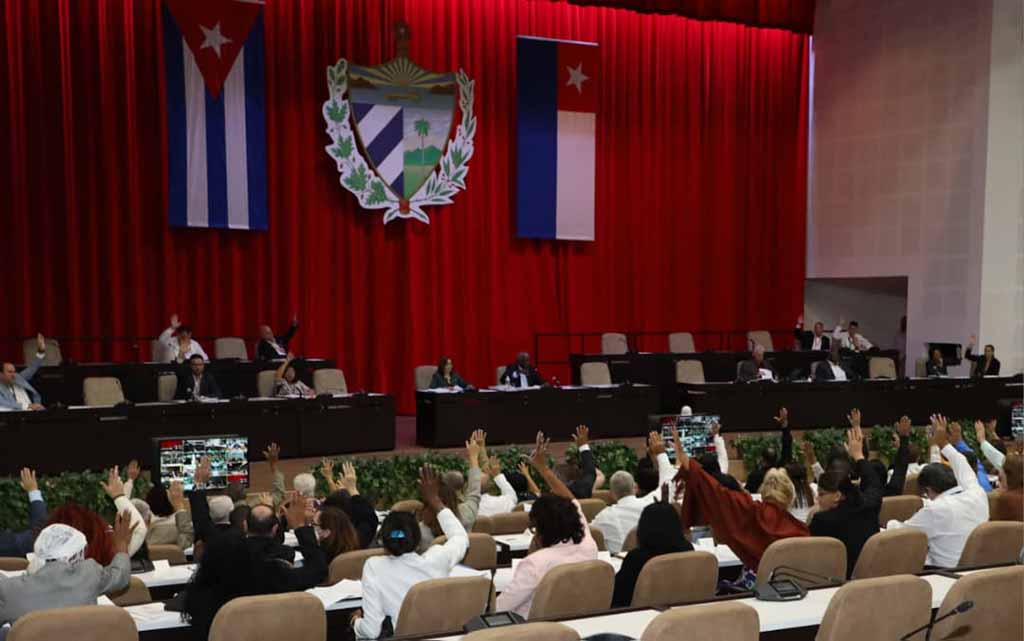 parlamento-cuba-2-1